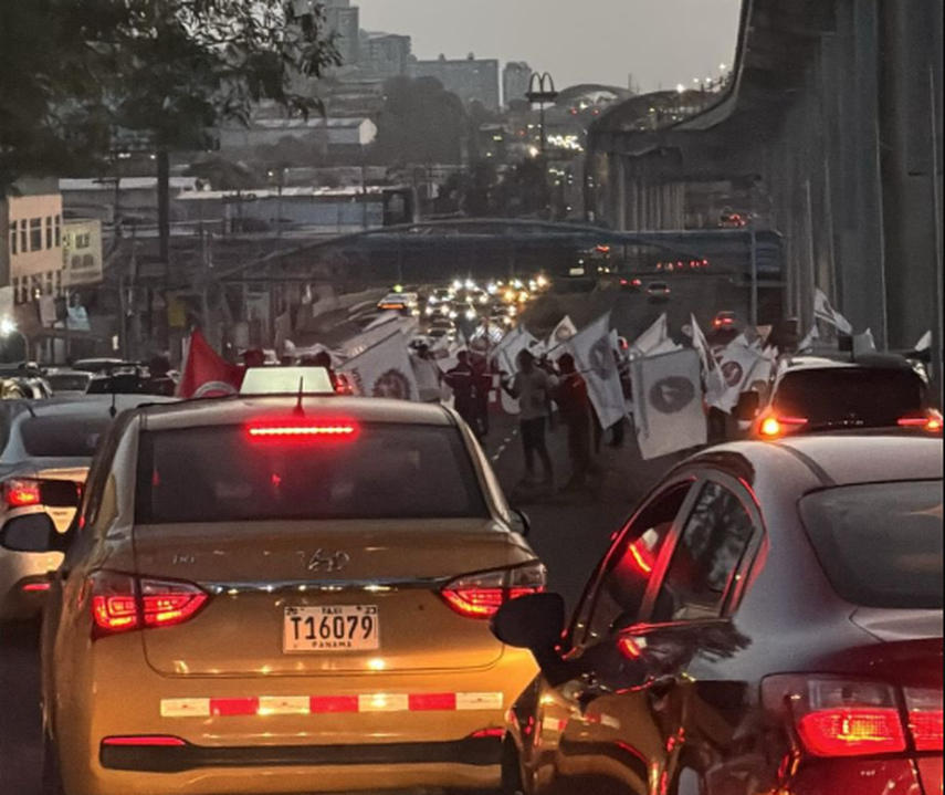 Reportan protestas y cierres en diferentes puntos del país