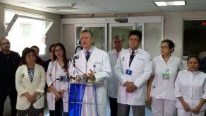 Intentarán separar a las siamesas Esmeraldas de Guatemala la próxima semana