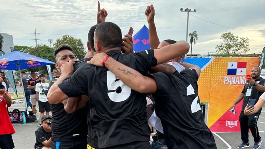 Lo que Dios levantó gana la final naciona del Red Bull Four 2 Score en Panamá.