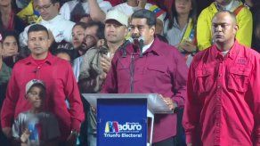 Maduro proclama su reelección en Venezuela con récord histórico