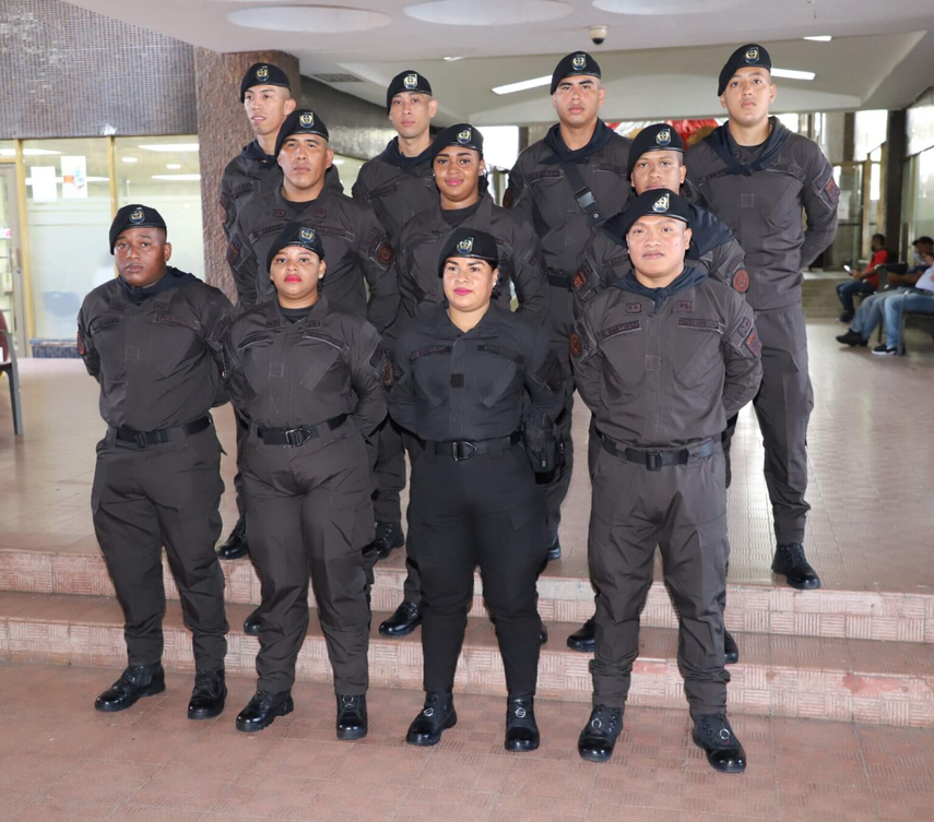 Agrentes de la Alcaldía de Panamá