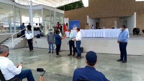 Presidente Cortizo entrega incentivos a productores y estudiantes en Chiriquí