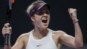 Svitolina avanza a las semifinales de las Finales WTA
