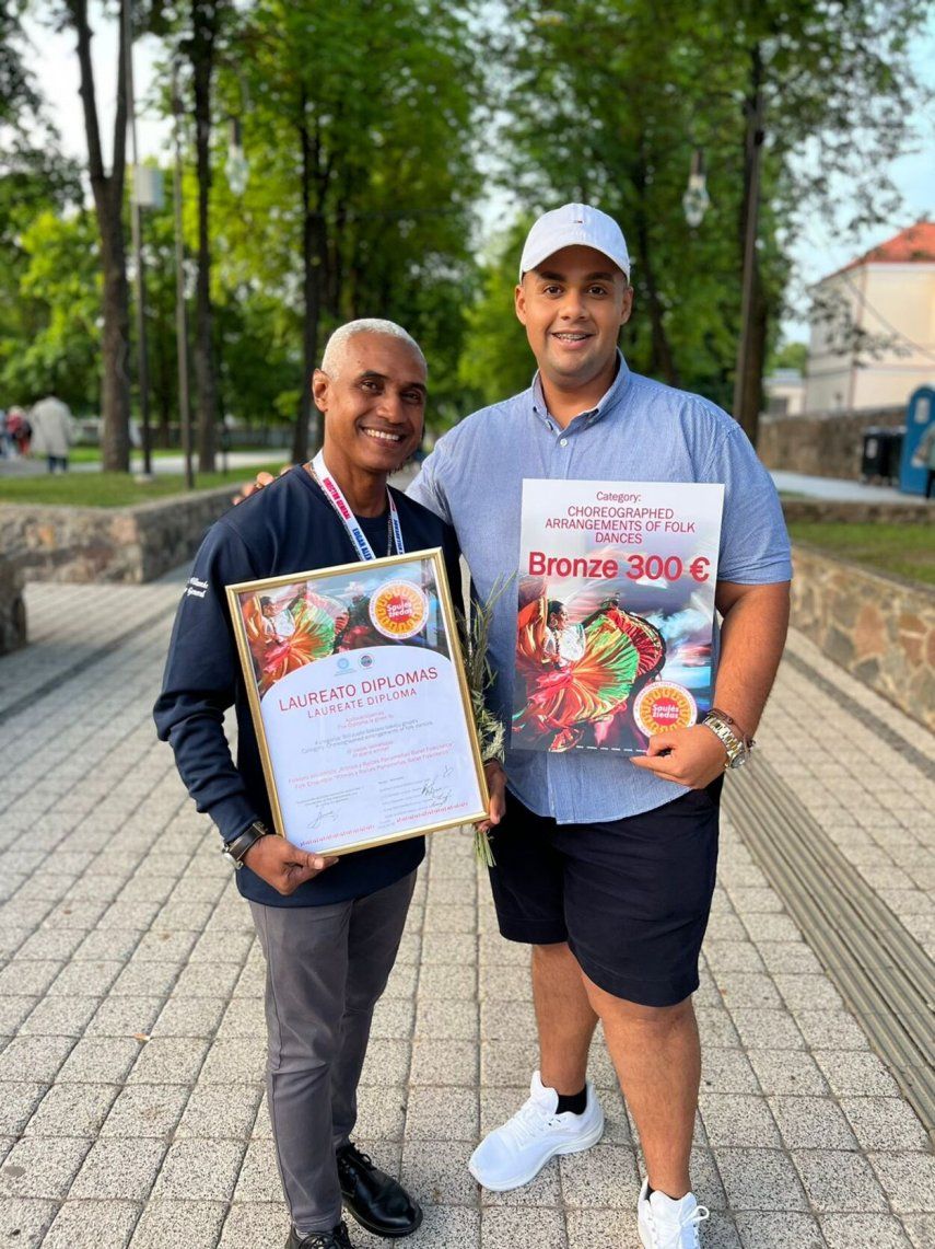 Panamá gana el Tercer Lugar en la categoría mejor coreografía folklórica en el festival Mundial de folklore de Lituania.