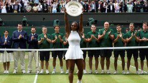Serena sigue firme en la cima de la WTA y la española Muguruza en tercer lugar