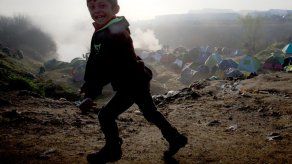 Grecia espera convencer a migrantes para desalojar Idomeni