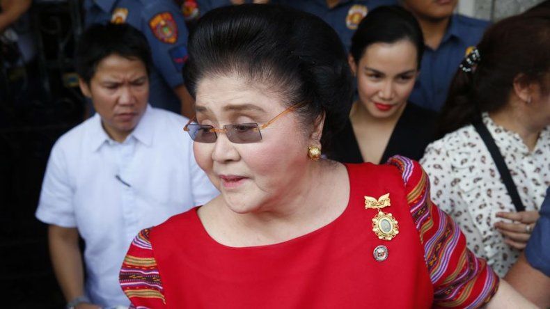 Corte Filipina condena a Imelda Marcos por corrupción