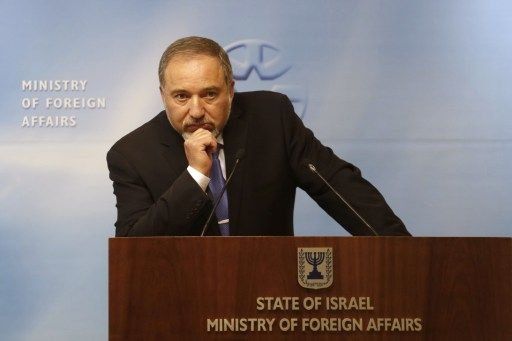 Canciller israelí amenaza con expulsar al enviado de la ONU