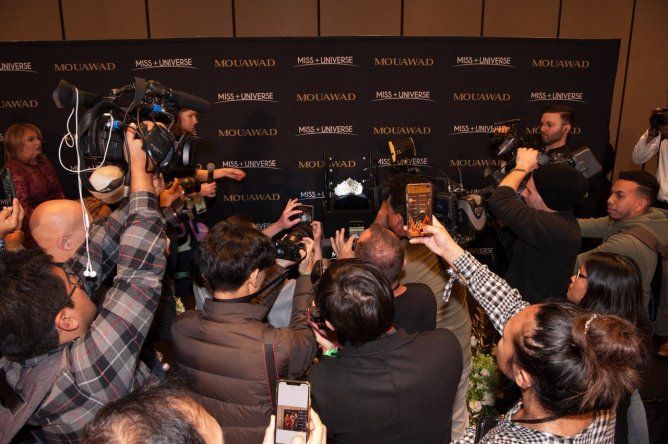 Presentación oficial de la corona de Miss Universo 2019