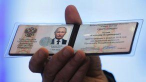 Putin y 7 rivales se inscriben para las elecciones rusas