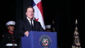 Presidente Varela viaja a Emiratos Árabes Unidos junto a tres ministros