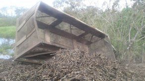 Articulado cargado de caña se vuelca en Chiriquí