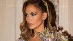 Jennifer Lopez en la Semana de Alta Costura de París.