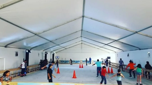 Anuncian pista de patinaje sobre hielo gratis en la Cinta Costera. Anuncian pista de patinaje sobre hielo gratis en la Cinta Costera.