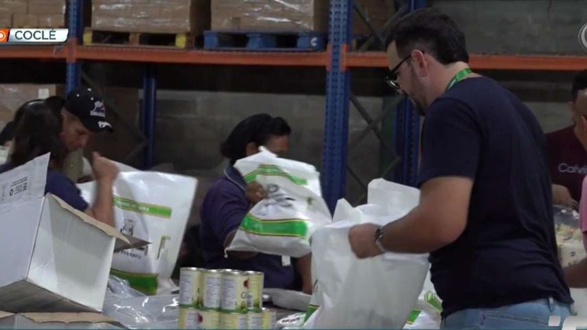 Inicia el armado de las cajas navideñas para las naviferias.