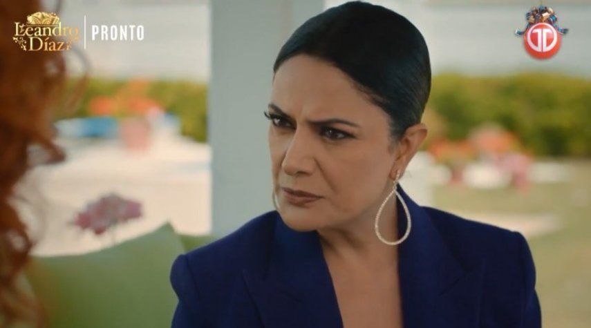 MUJERES | Ruchan le pide a Mine que hable con Turkan.