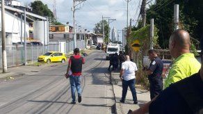 Dos personas son asesinadas dentro de un taxi en Juan Díaz