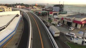 Inauguran viaducto de la Avenida Cincuentenario