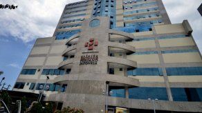 Fujimori permanece estable al cumplir 10 días en clínica en Perú