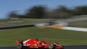 Vettel el más rápido en pruebas de F1