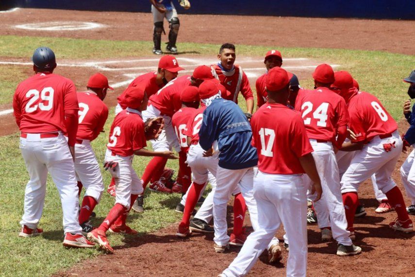 &nbsp;Panamá gana a Dominicana y clasifica al Mundial de Taiwán