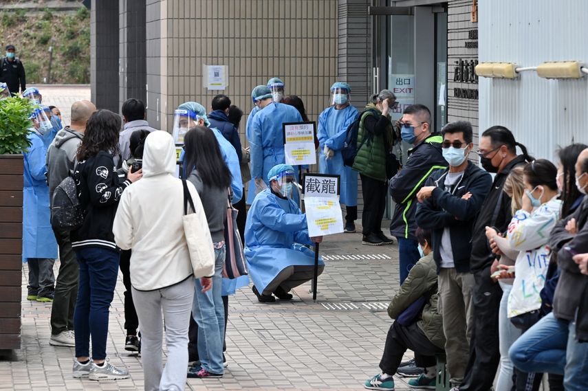 Investigadores locales advierten que los nuevos casos podrían alcanzar 28.000 diarios en marzo.
