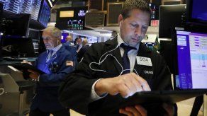 Tregua entre EEUU y China impulsa al S&P 500 a nuevo récord