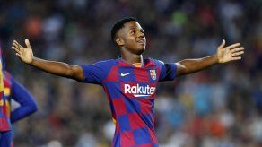 Ansu Fati hereda el 10 de Messi en el Barça.