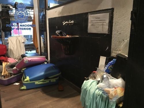 Desmantelan en España red que explotaba a transexuales de Venezuela