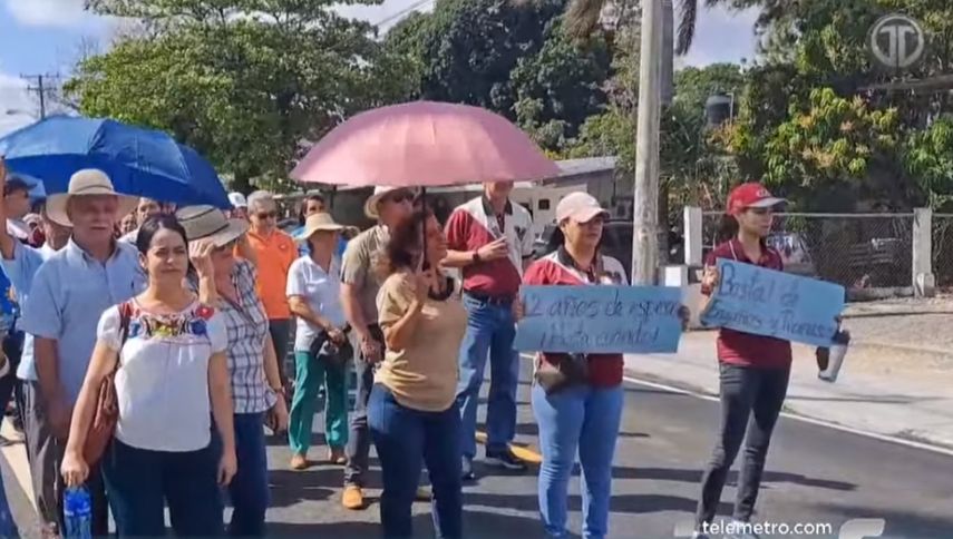 Docentes anuncian paro