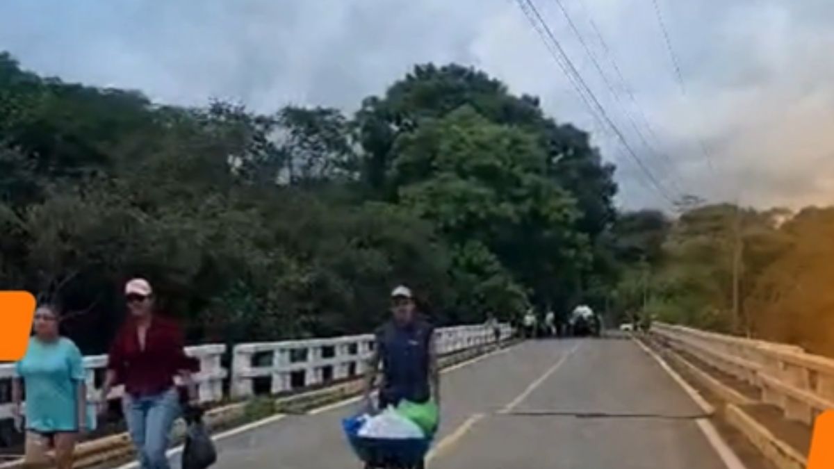 Cierran puente sobre el río Oria en Pedasí. Cierran puente sobre el río Oria en Pedasí.