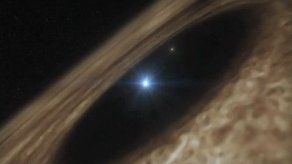 Video: Descubren por primera vez un planeta en proceso de formación