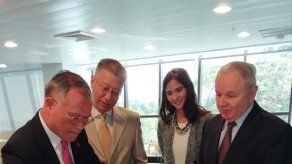 Panamá y China ven dinamismo de relación tras 16 meses de vínculo diplomático