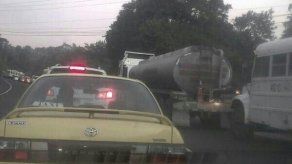 Cierran parcialmente vía Transístmica en Colón