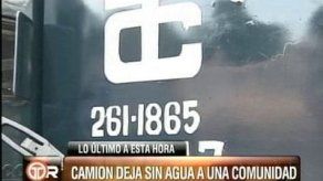 Cisterna del Idaan pierde tren delantero en Pedregal