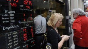 Argentina lanza sistema de bonos para captar dólares no declarados