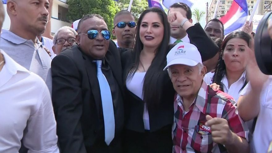 Rodríguez se postula como candidata presidencial para primarias del PRD
