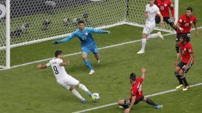 Uruguay empata 0-0 con Egipto tras primer tiempo