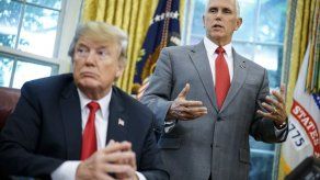 Vicepresidente Pence no es el autor del artículo anónimo contra Trump
