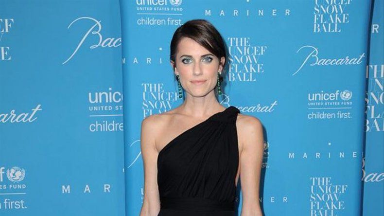 Allison Williams adora que la comparen con la duquesa de Cambridge