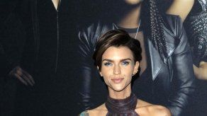 Ruby Rose afronta con optimismo la recuperación de su operación de espalda