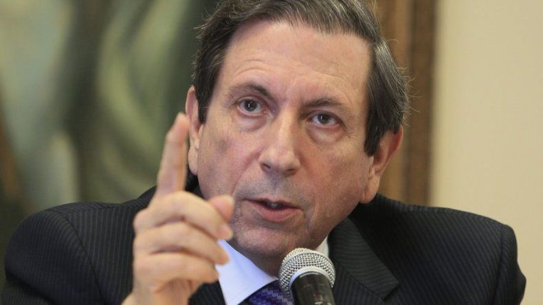 Panamá mantendrá asilo a opositor ecuatoriano e insiste en devolución de barco
