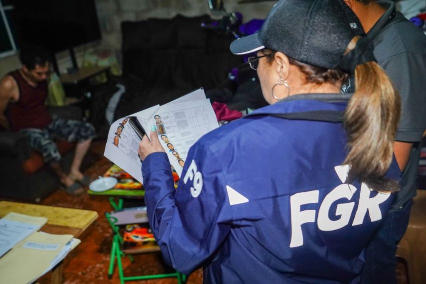 Fiscales y policías realizaron 16 allanamientos en distintas zonas del departamento de Ahuachapán