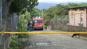 Asesinan a un hombre en la sala de su residencia en Nueva Esperanza Asesinan a un hombre en la sala de su residencia en Nueva Esperanza
