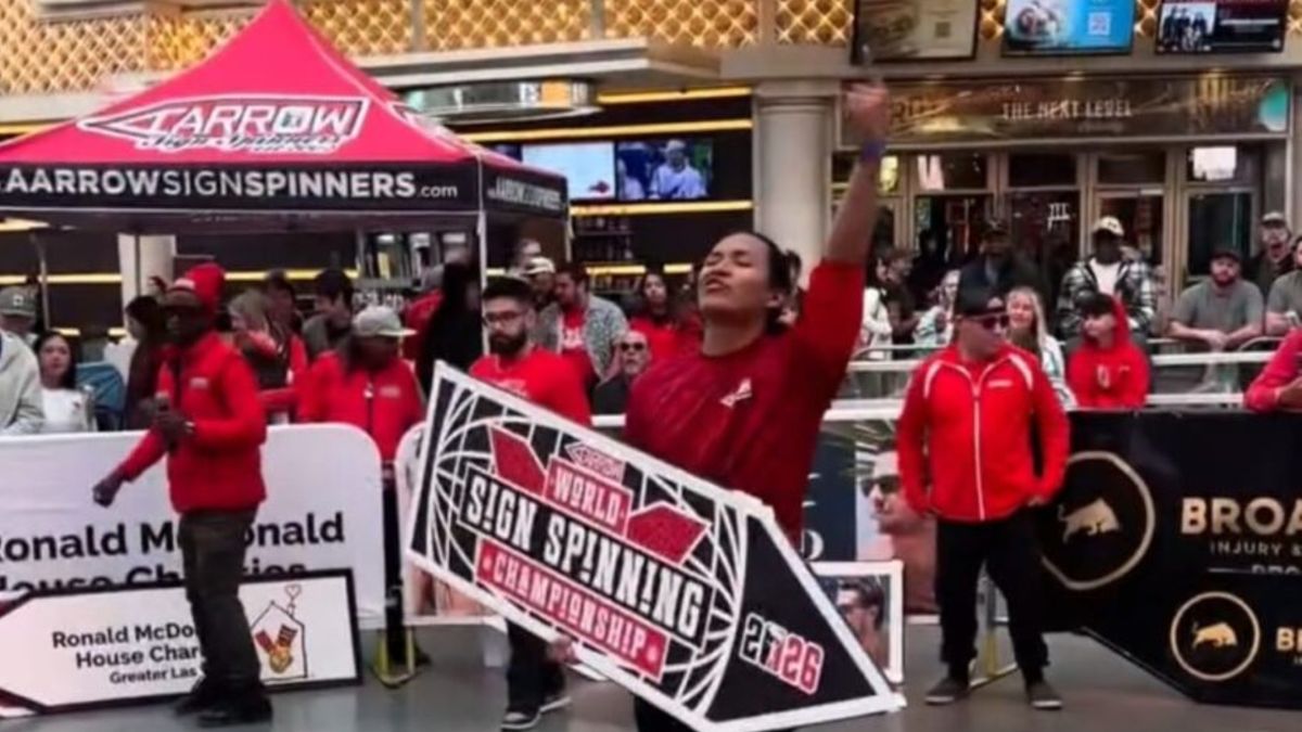 El panameño, Emanuel José Ábrego, entra al top 15 del Mundial de Sign Spinning. El panameño, Emanuel José Ábrego, entra al top 15 del Mundial de Sign Spinning.