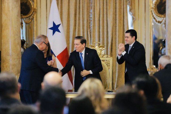 Enrique Lau Cortés asume como director de la CSS