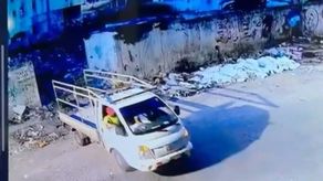 Mayer Mizrachi denuncia acumulación de basura tras recolección de desechos en la ciudad.