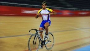 Ciclista venezolano molesto por exclusión de su entrenador