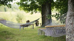 Cómo hacer una hamaca para un camping en casa