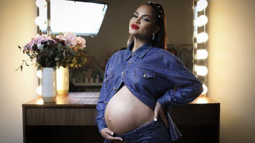 Natti Natasha organiza una encuesta en Instagram para elegir el nombre de su hija